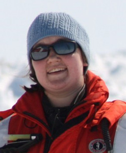 Principal investigator Jessica Cross profile photo.